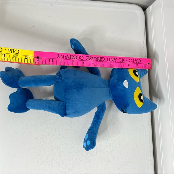 Kohl's Pete the Cat by James Dean plush animal - Picture 6 of 7